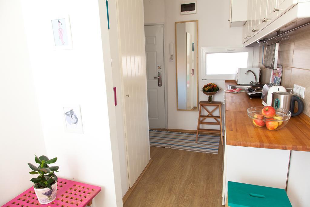 Self Check-In Eco Studio In The Heart Of Buda Boedapest Buitenkant foto
